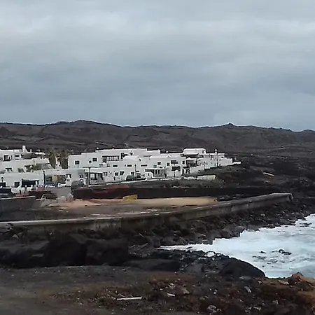 Apartamento Con Vistas Al Mar. Апартаменты *